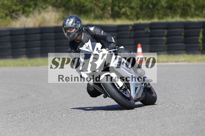 Archiv-2025/48 25.08.2025 Cornu Master School ADR/gruen-vert/114